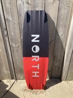 North Atmos Hybrid Kiteboard 2024 141x42 + Flex Binding L/, Watersport en Boten, Kitesurfen, Twintip, Nieuw, Kiteboard