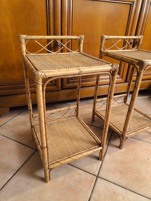 Nachtkastje - Rattan - Twee nachtkastjes van rotan., Antiek en Kunst, Kunst | Designobjecten