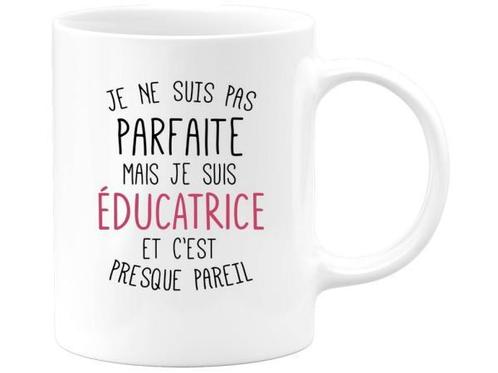 Veiling - Mok je suis pas parfait mais je suis Educatrice f, Huis en Inrichting, Keuken | Servies, Gebruikt