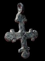Middeleeuwen, kruisvaardersperiode Brons, Stunning Dot Cross, Handtassen en Accessoires, Antieke sieraden