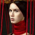 Elena Paraskeva - The Seamstress I (GOLD FRAME) - Metallic, Antiek en Kunst