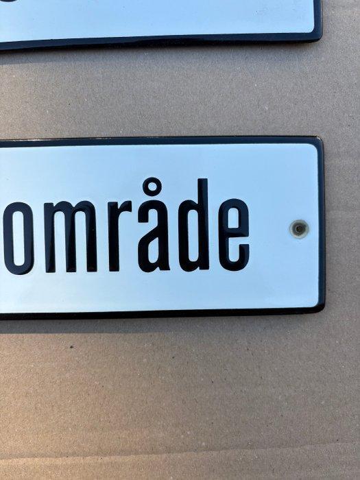 Set van drie originele emaille borden met de Zweedse tekst, Antiek en Kunst, Antiek | Wandborden en Tegels