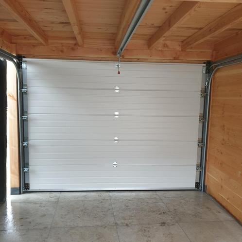 Elektrische Garagepoort Div. maten b.v 300x215 € 785 !, Doe-het-zelf en Bouw, Deuren en Vliegenramen, Garagedeur, Nieuw, Metaal