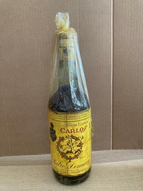 Mixed lot incl: Pedro Domecq Carlos I, Ortega Marín,, Verzamelen, Wijnen