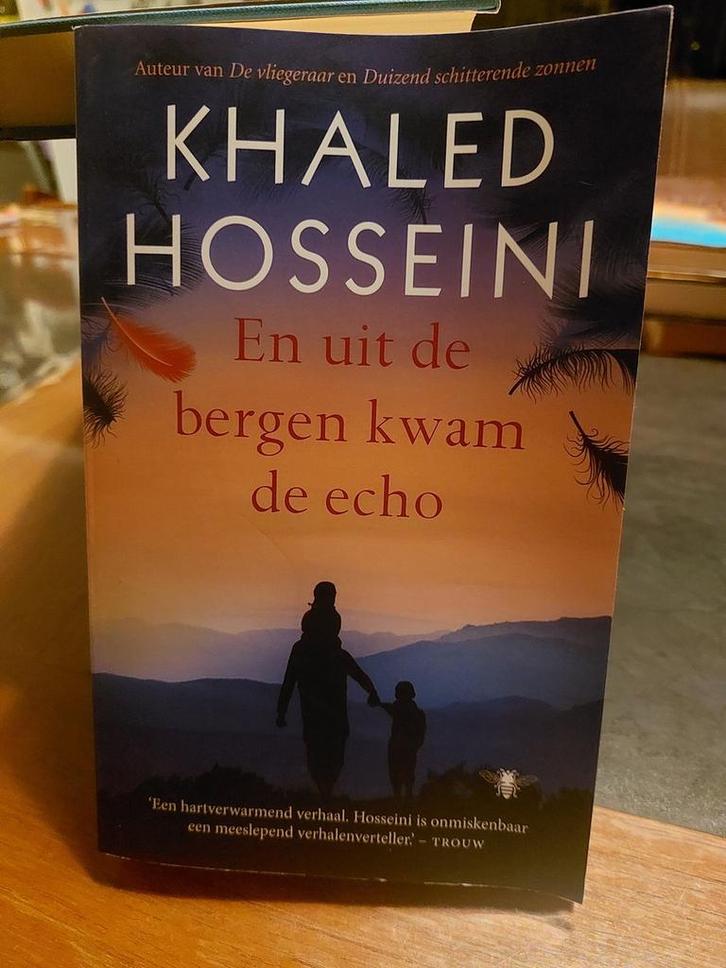 En uit de bergen kwam de echo 9789023493372 Khaled Hosseini, Boeken, Romans, Gelezen, Verzenden