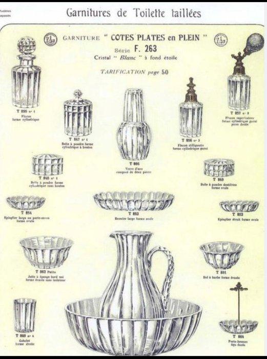 St. Louis - Karaf (2) - Cotes plates en plein série F263. -, Antiek en Kunst, Antiek | Glaswerk en Kristal