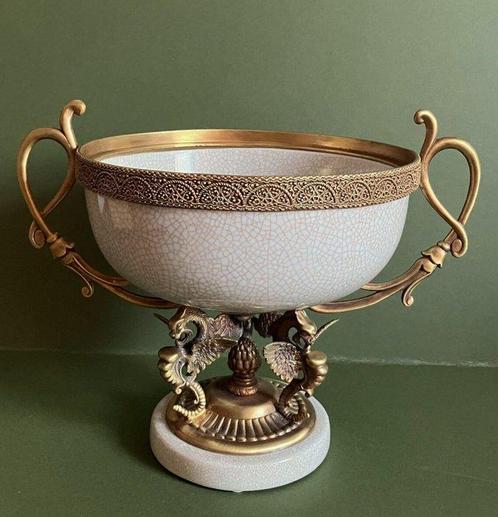 G&C Interiors - Vase  - Bronze, Porcelaine - Échelle sur, Antiek en Kunst, Curiosa en Brocante