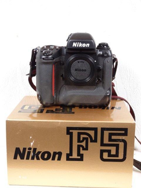 Nikon F5 Appareil photo reflex mono-objectif (SLR), Audio, Tv en Foto, Fotocamera's Analoog