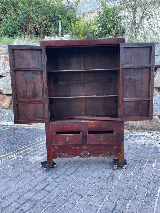 Kleerkast - hard hout, Polychroom hout - China - Qing, Antiquités & Art, Antiquités | Autres Antiquités