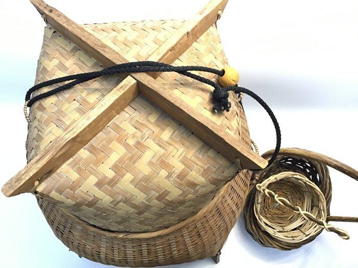 Panier - Bambou - Découverte d’un entrepôt japonais, Antiquités & Art, Antiquités | Autres Antiquités