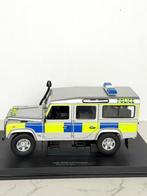 Universal Hobbies 1:18 - Modelauto - Land Rover Defender 110, Nieuw