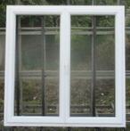 pvc raam , chassis  , venster 147 x  148  wit / zwartbruin