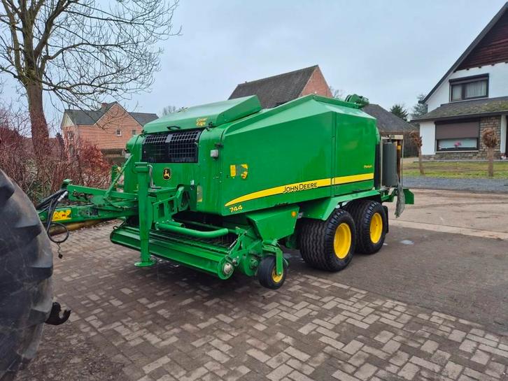 John Deere 744 Premium, Zakelijke goederen, Landbouw | Werktuigen, Ophalen