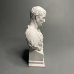 Ancient Roman sculpture of Caesar - Beeldje - Hars