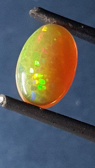 Opaal Cabochon- 0.5 g - (1), Verzamelen, Mineralen en Fossielen
