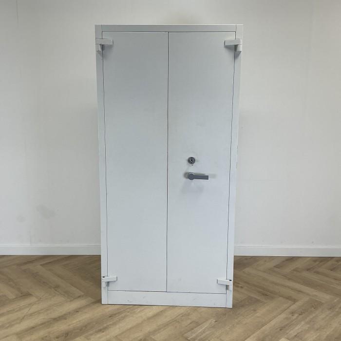 brandwerende kluis/archiefkast + sleutel (hxbxd) 195x95x55, Huis en Inrichting, Kasten | Overige, Gebruikt