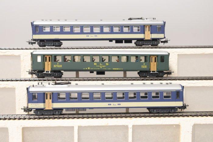 HAG H0 - 467-400 - Modeltrein personenwagen (3) - BLS, Hobby en Vrije tijd, Modeltreinen | H0