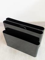 Kartell - Giotto Stoppino - Tijdschriftenhouder - Plastic