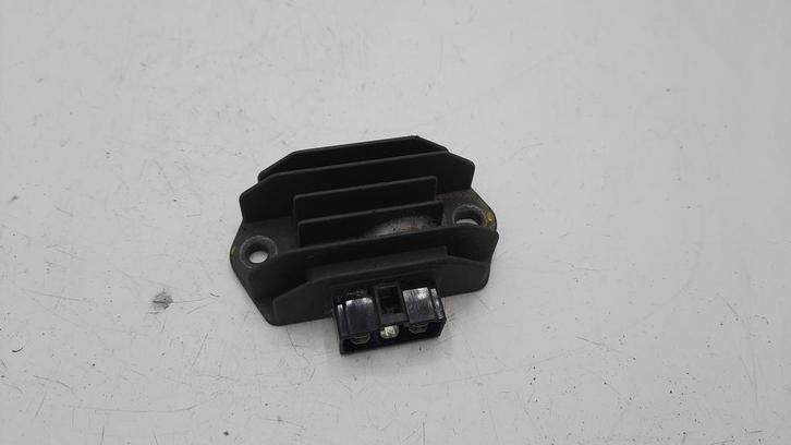 Honda Vision 2016 / Spanningsregelaar, Vélos & Vélomoteurs, Pièces de cyclomoteur | Scooters, Enlèvement ou Envoi