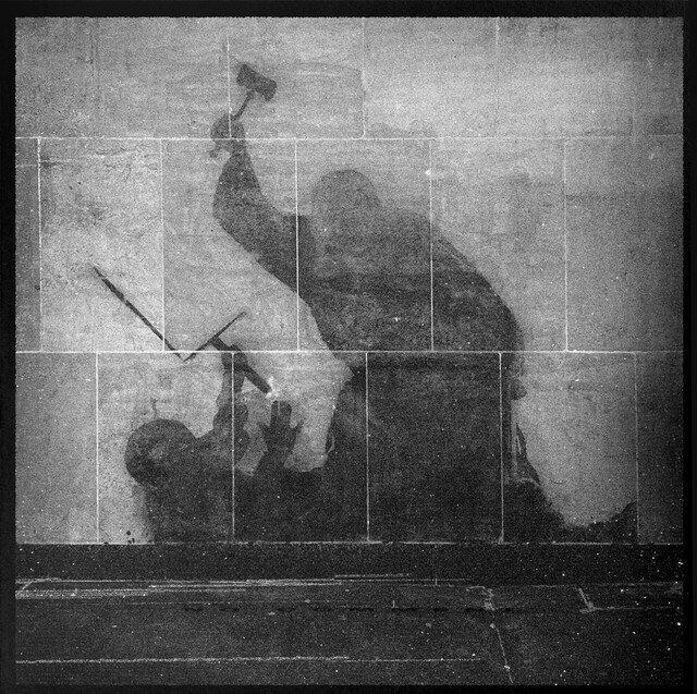 KNEECAP - No Comment - Artwork cover by Banksy (credited) -, CD & DVD, Vinyles Singles