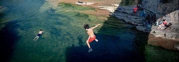 Bess Irissa - Wild Swimmer -Red