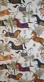 Artmaison exclusieve Oosterse stof met rennende paarden -, Antiek en Kunst