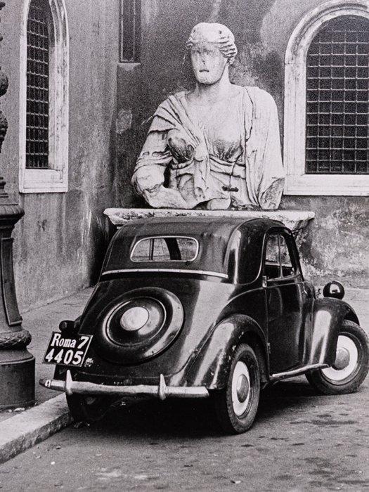 Elliot Erwitt (1928 - 2023) - Rome (ERWITT STAMP), Antiek en Kunst, Kunst | Designobjecten