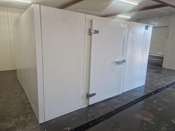 Koelcel 317 x 267 x 188 cm, Zakelijke goederen, Horeca | Keukenapparatuur, Gebruikt, Koelen en Vriezen