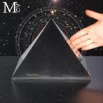 Shungite – De oerenergie van oude koolstof Piramide in, Verzamelen