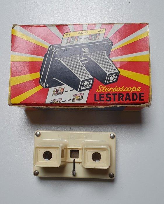 Lestrade stereoscoop in originele doos met 24, Verzamelen, Foto-apparatuur en Filmapparatuur