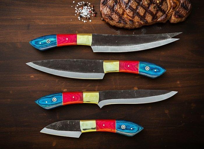 Set of FOUR, Hand-Forged with Old Steel, Knives from Elite -, Antiek en Kunst, Antiek | Keukengerei