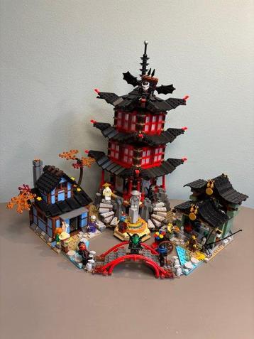 Lego Set - 70751 - Ninjago - Temple of Airjitzu beschikbaar voor biedingen