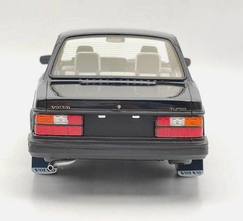 DNA Collectibles 1:18 - Voiture miniature - Volvo 244 Turbo, Hobby en Vrije tijd, Modelauto's | 1:5 tot 1:12
