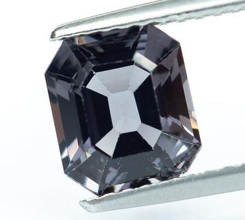 Zonder Minimumprijs Spinel - 1.79 ct - Gem Report Antwerp