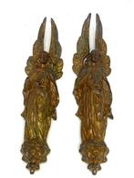 sculptuur, N. 2 angeli fregi in bronzo finemente lavorati a, Antiquités & Art
