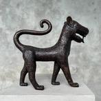 sculptuur, Sculpture, Gorgeous Walking Benin Leopard