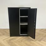 brandwerende kluis / kast vv 2 legborden en sleutel (hxbxd)