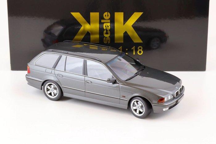 KK Scale 1:18 - Model stationwagon - BMW 540i E39 Touring, Hobby & Loisirs créatifs, Voitures miniatures | 1:5 à 1:12