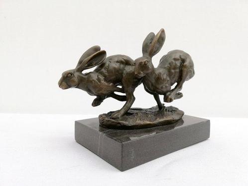 Figure - Running hares - Bronze, Marbre, Antiek en Kunst, Kunst | Designobjecten