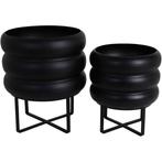 Pot de fleurs (2) - Métal, Fer