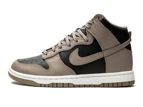 Nike Dunk High Moon Fossil - Maat 36.5 EU, Kleding | Heren, Schoenen, Ophalen of Verzenden