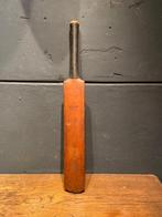 Antique Cricket bat - cricket ball - H&C Davis Co. Ltd, Nieuw