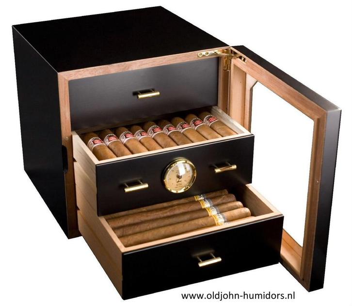 OP ZOEK NAAR EEN ADORINI KWALITEIT HUMIDOR / SIGARENKIST vha, Verzamelen, Rookartikelen, Aanstekers en Luciferdoosjes, Tabaksdoos of Verpakking