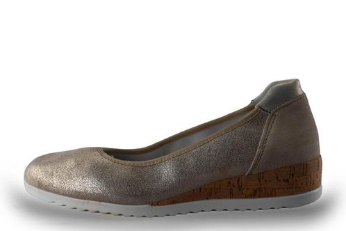 Sub55 Instappers in maat 39 Beige | 5% extra korting, Kleding | Dames, Schoenen, Beige, Gedragen, Instappers, Verzenden