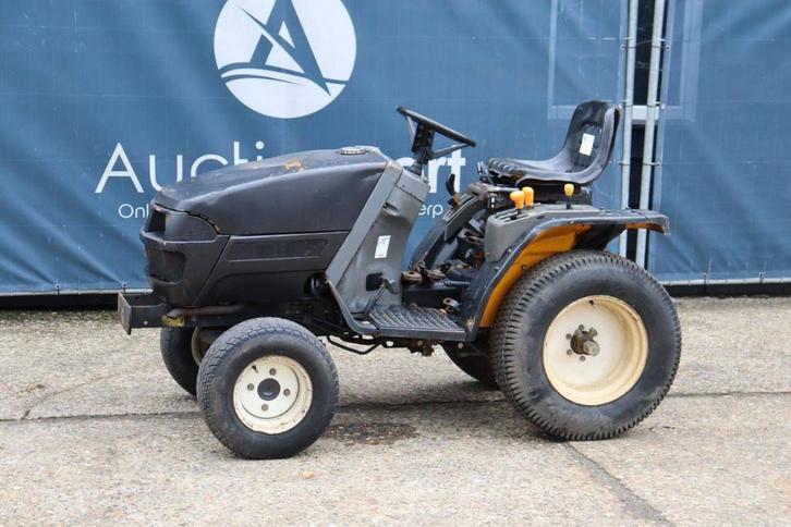 Veiling: Minitractor Yanmar Ke-100 Diesel, Zakelijke goederen, Landbouw | Tractoren, Ophalen