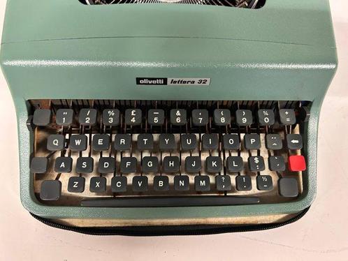 Marcello Nizzoli - Olivetti, Lettera 32 - Schrijfmachine -, Antiek en Kunst, Kunst | Designobjecten