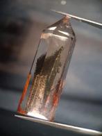 Crystal point of Phantom Quartz - multicolored scenic - hexa, Verzenden