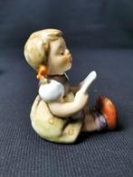 Vintage Hummel Goebel - Statuetta Girl With Sheet Music, Antiek en Kunst