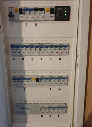 Électricien agrée chauffagiste agrée plomberie 0495858492 beschikbaar voor biedingen