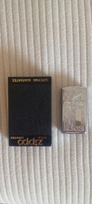 Zippo - Zippo - Zonder Minimumprijs - Zakaansteker - Staal beschikbaar voor biedingen